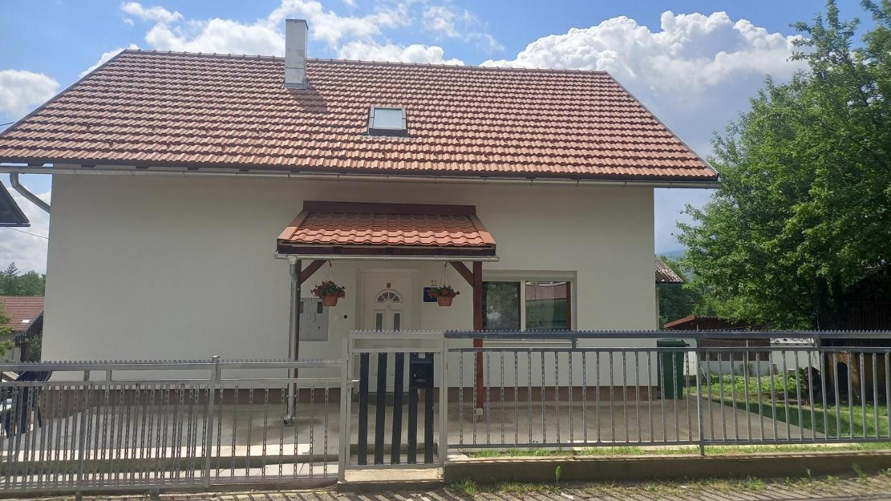 PlaškiKeti公寓 外观 照片