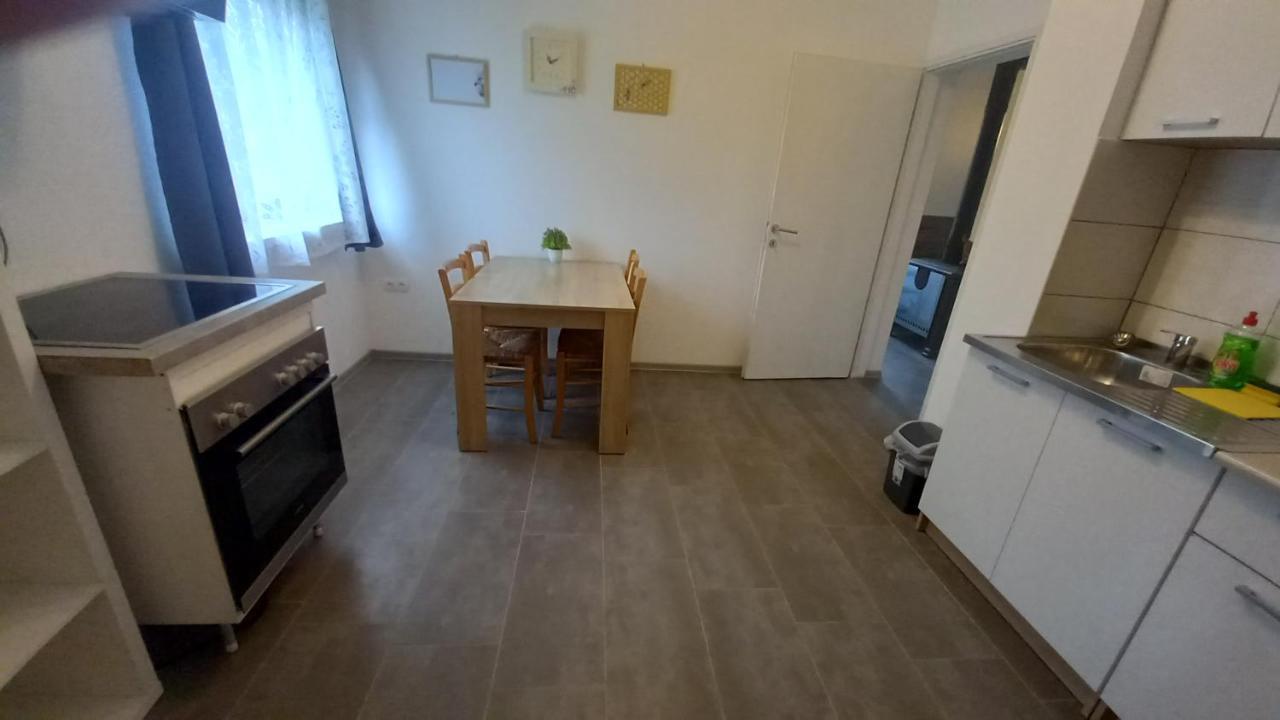PlaškiKeti公寓 外观 照片