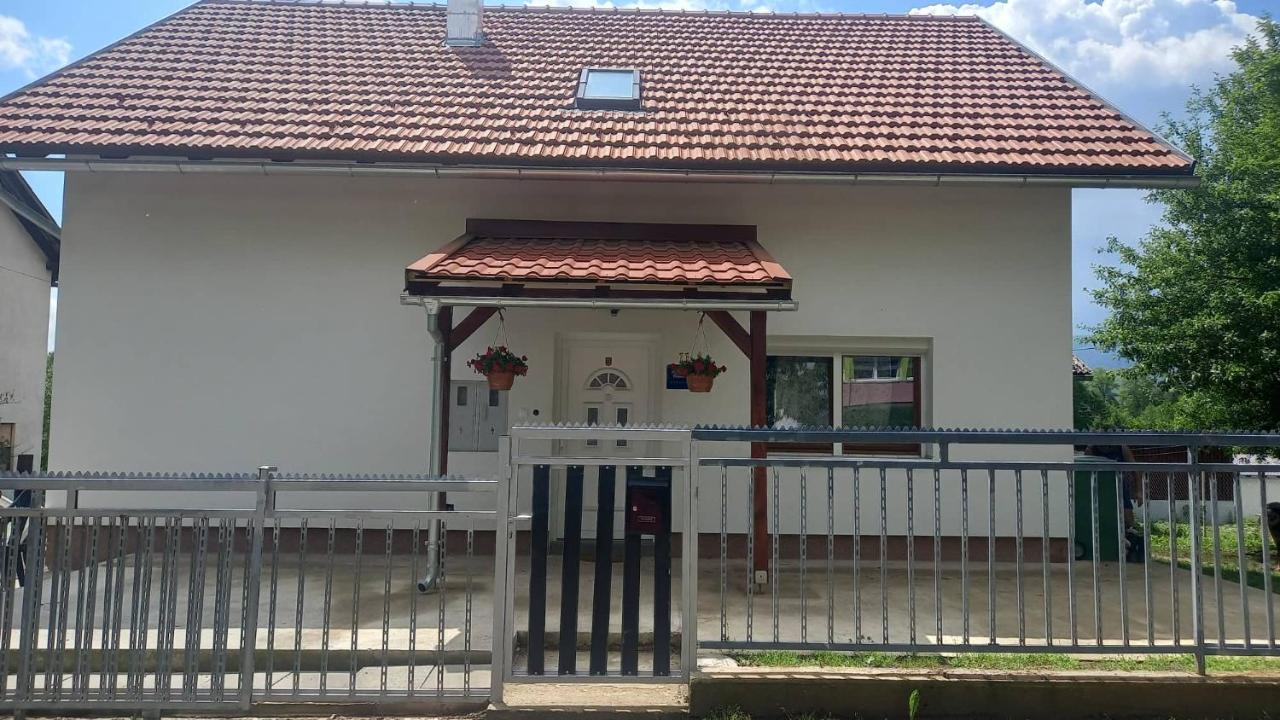 PlaškiKeti公寓 外观 照片